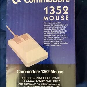 Commodore 1352 Mouse - Classic White